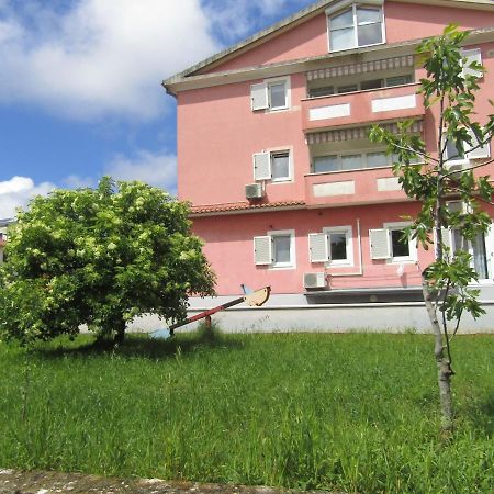 Green Garden Apartments Rovinj Exterior photo